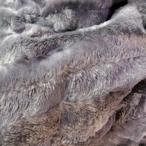 Plush Comforter set faux fur